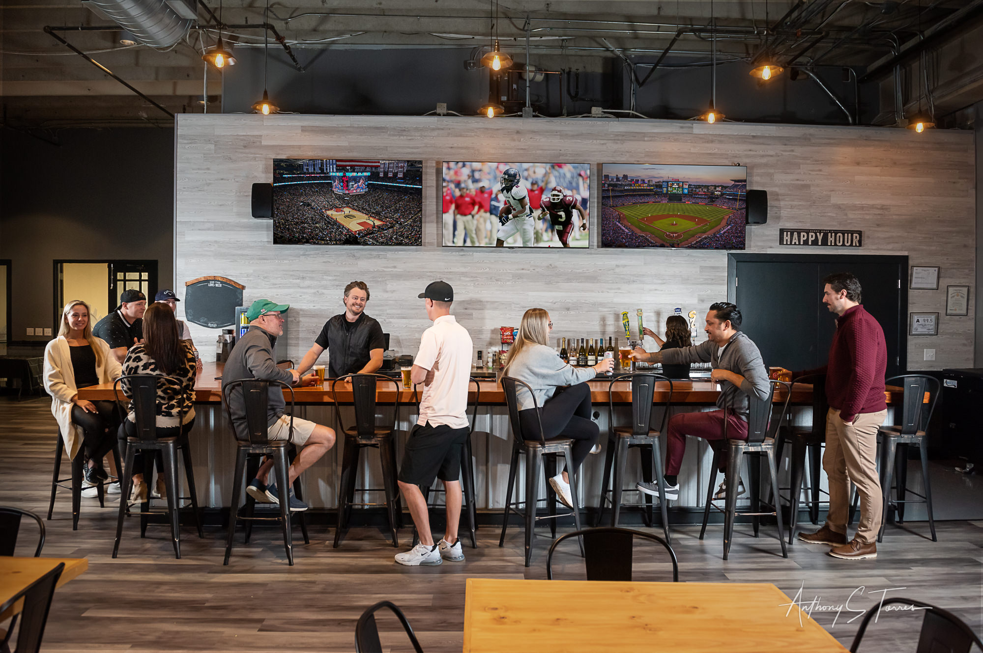 Bar atmosphere with guests, Brookfields Indoor Golf Lounge, Wake Forest NC